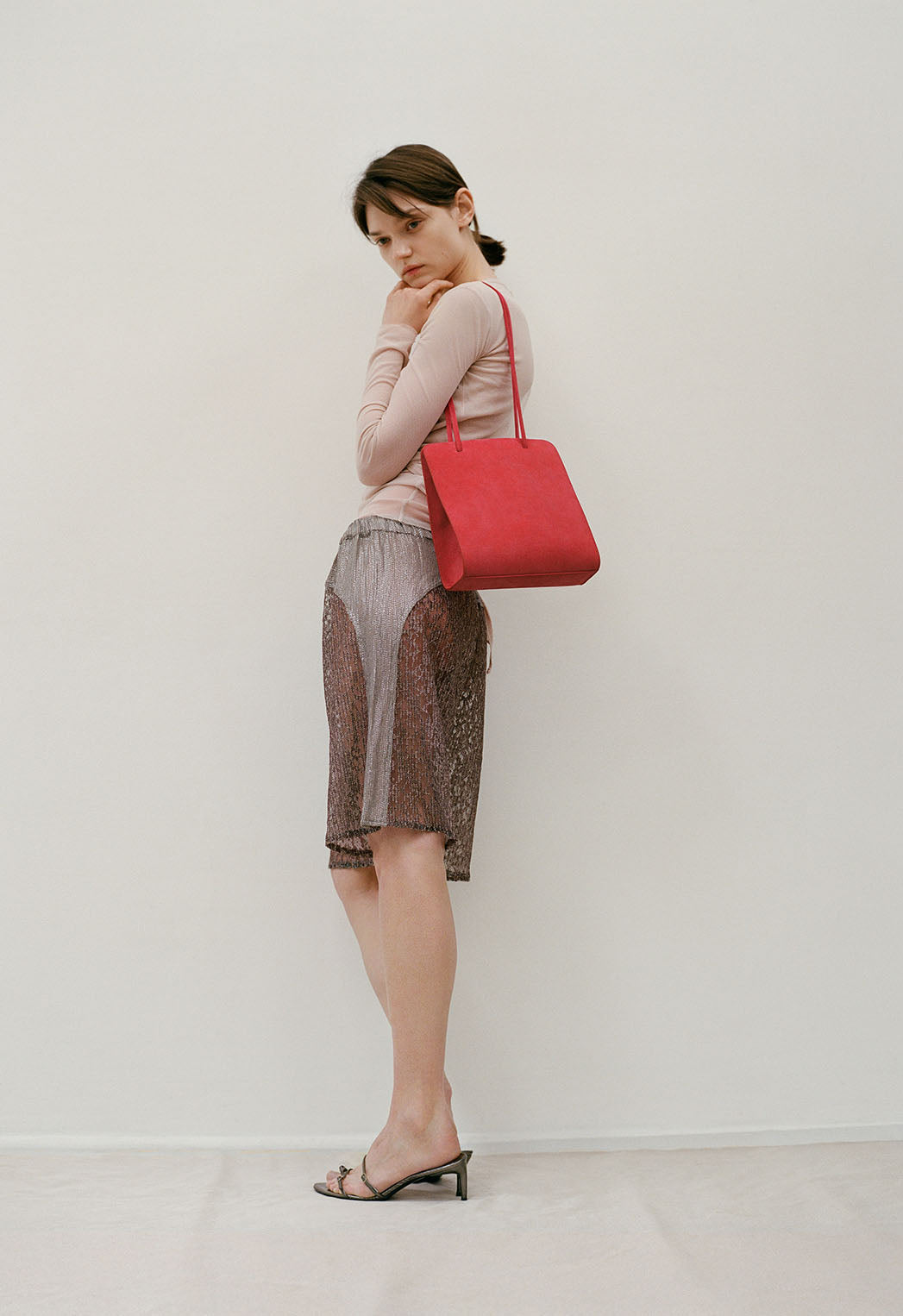 FANE, product: LISSE - PÉTALE NUBUCK LEATHER (Fig. 7)