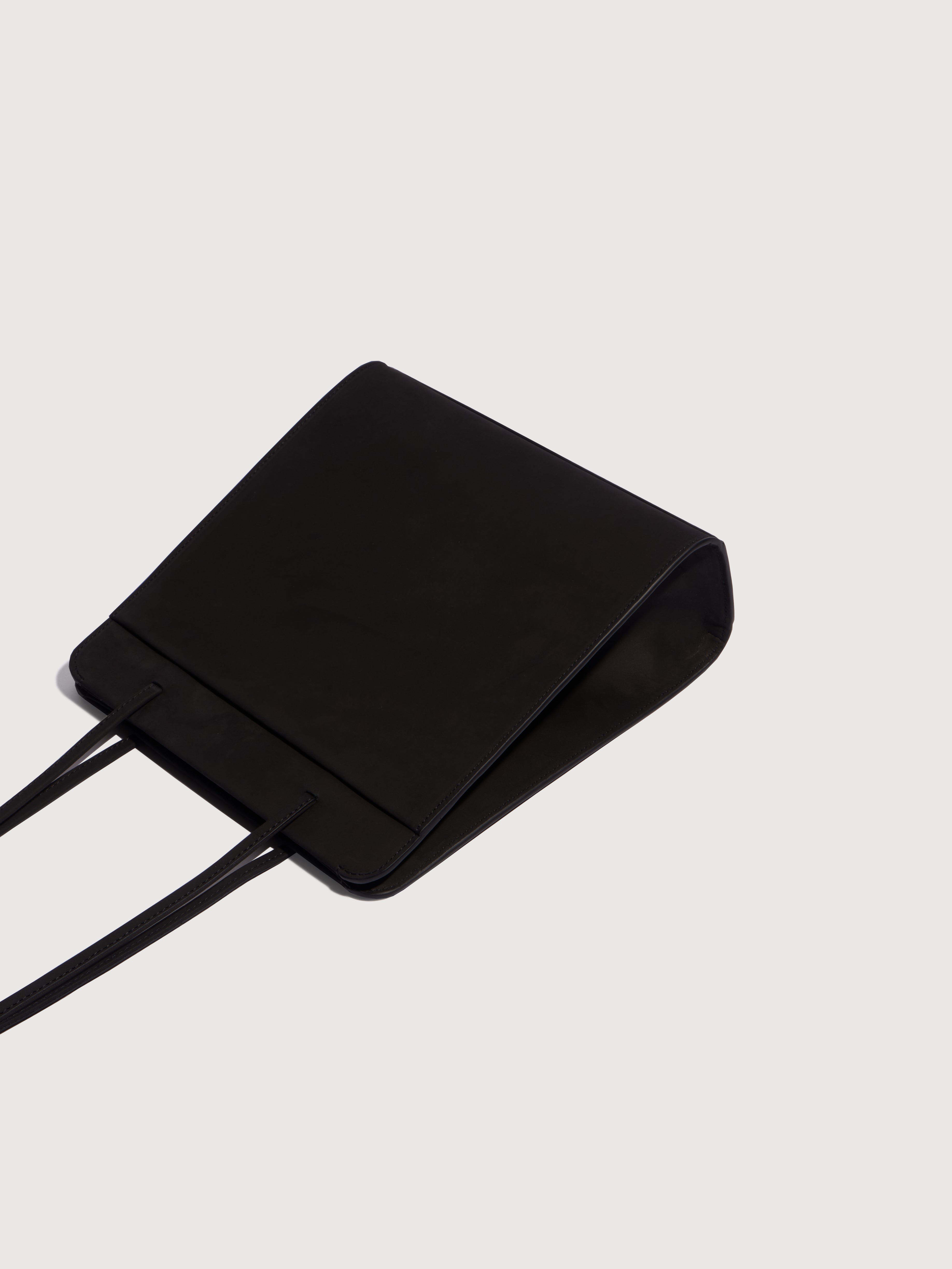 FANE, product: LISSE - NUBUCK NOIR  (Fig. 5)