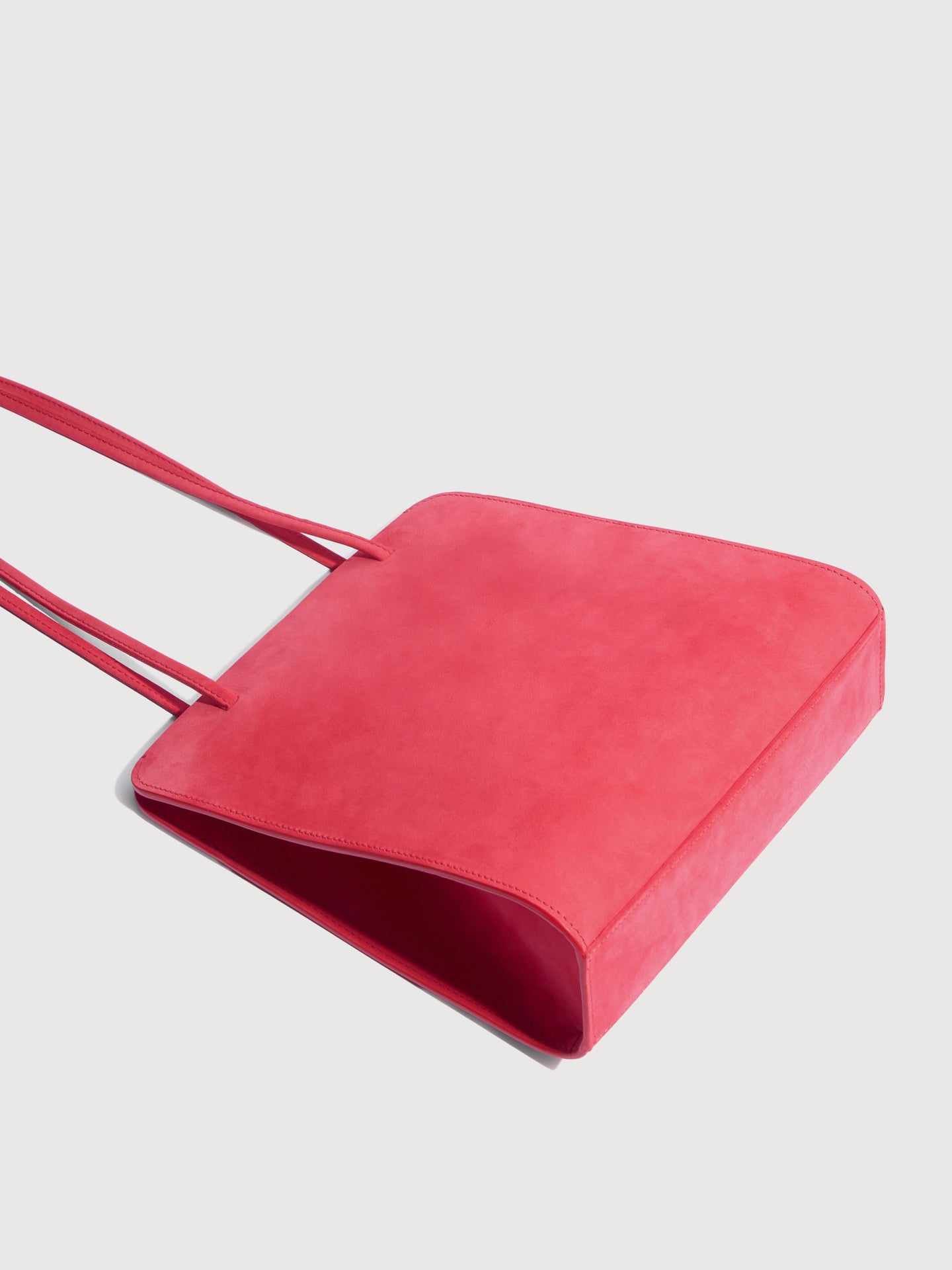 FANE, product: LISSE - PÉTALE NUBUCK LEATHER (Fig. 4)