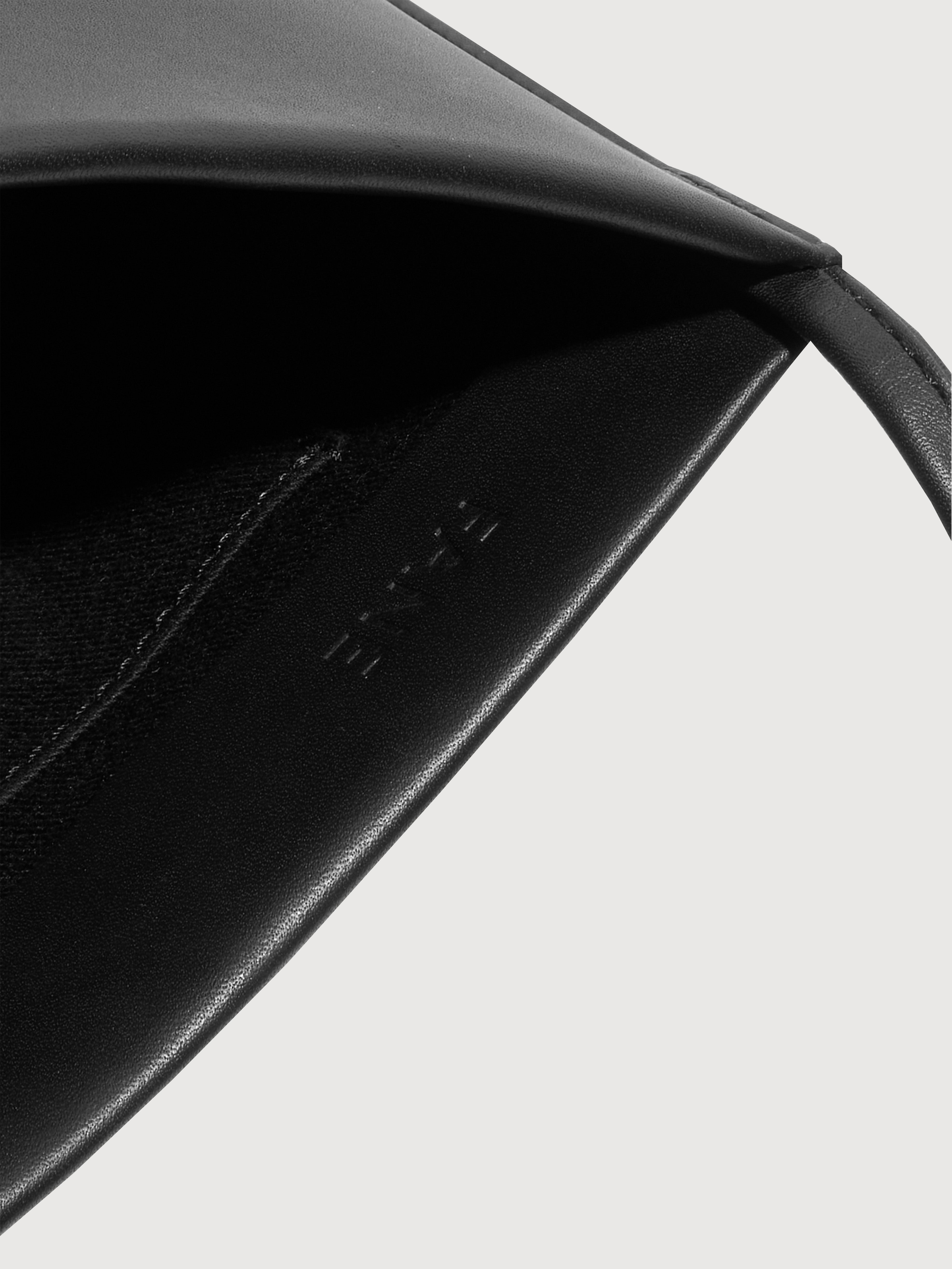 FANE, product: BRA - NOIR DOUBLE TANNED LEATHER (Fig. 5)
