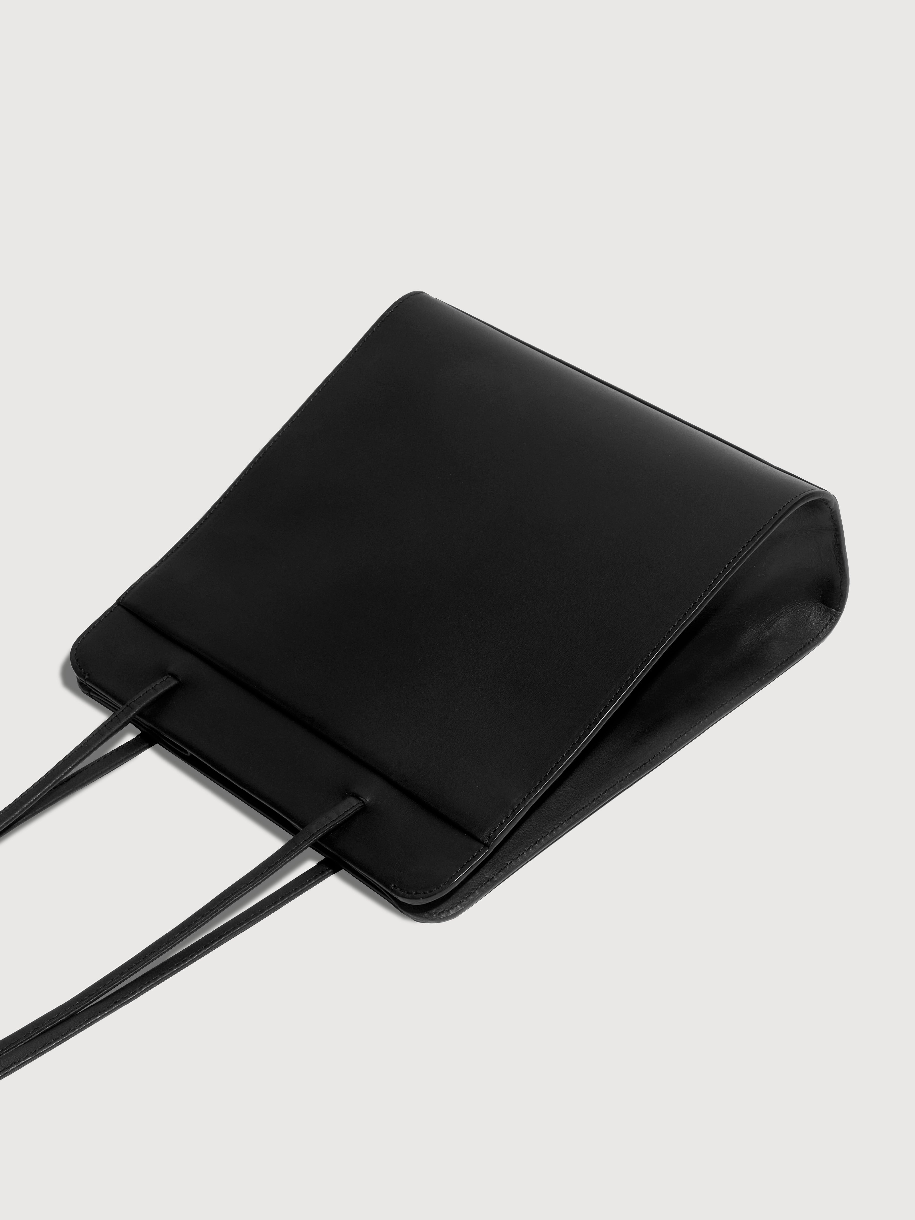 FANE, product: LISSE - NOIR DOUBLE TANNED LEATHER (Fig. 5)